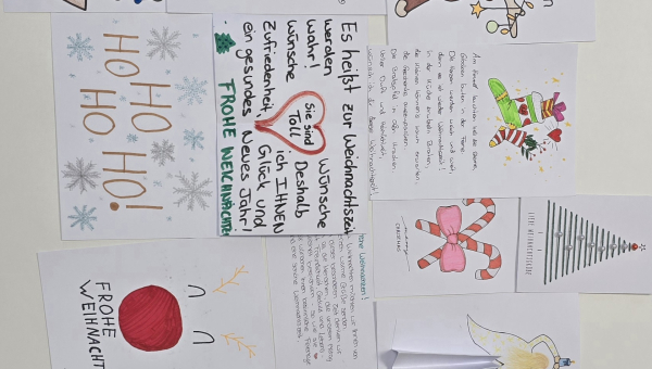 Weihnachtskartenaktion des Arbeitskreises Schule ohne Rassismus